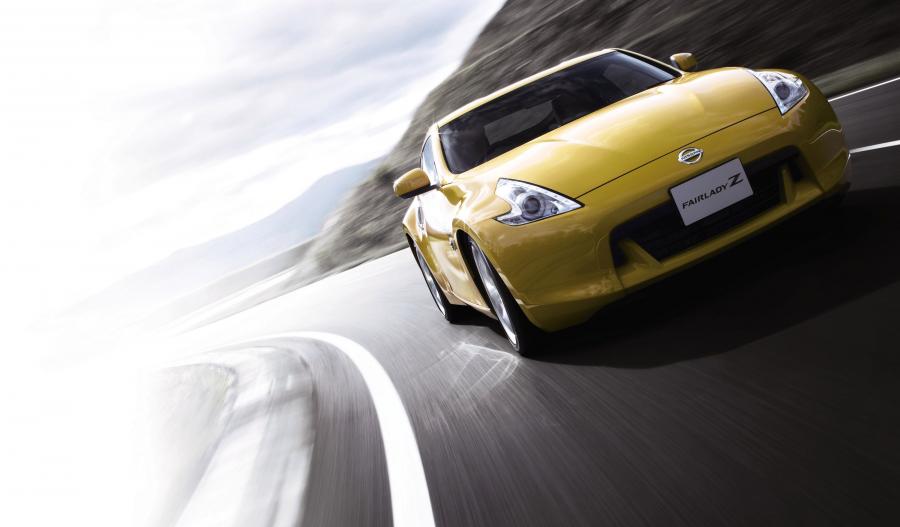  Nissan Fairlady Z 2009 года  (фото 2 из 9)